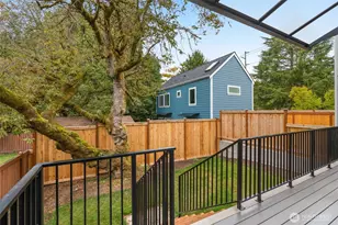 9253 6th Ave NW, Seattle, WA 98117 - Photo 18