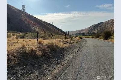 2200 Antoine Creek Road, Chelan, WA 98816 - Photo 10