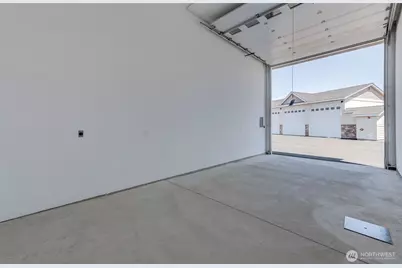 9967 W.8 Road NW #G-40, Quincy, WA 98848 - Photo 10