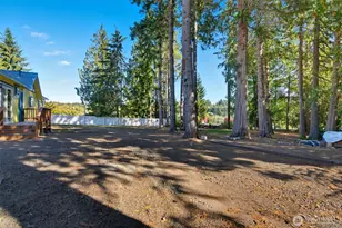 20310 NW Cedar Ln, Poulsbo, WA 98370 - Photo 14