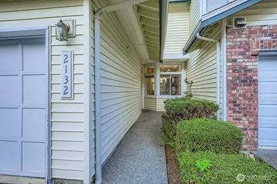 2132 NW Pacific Yew Place, Issaquah, WA 98027 - Photo 2
