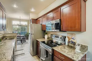 2132 NW Pacific Yew Pl, Issaquah, WA 98027 - Photo 10