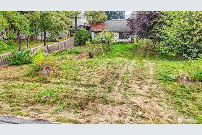 5727 Lombard Avenue, Everett, WA 98203 - Photo 2