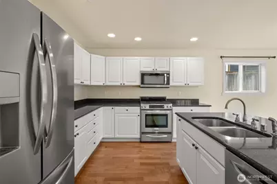 1305 Foreman Road, DuPont, WA 98327 - Photo 10