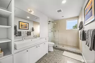 8547 Evanston Ave N, Seattle, WA 98103 - Photo 28