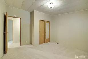 17308 Woodcrest Dr NE, Bothell, WA 98011 - Photo 26