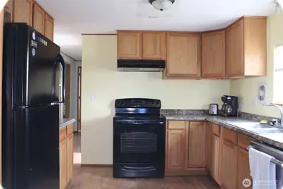 4815 Airway Drive NE #72, Moses Lake, WA 98837 - Photo 2