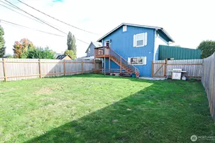 136 First St, Sumas, WA 98295 - Photo 4
