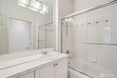 122 State Street S #208E, Kirkland, WA 98033 - Photo 18