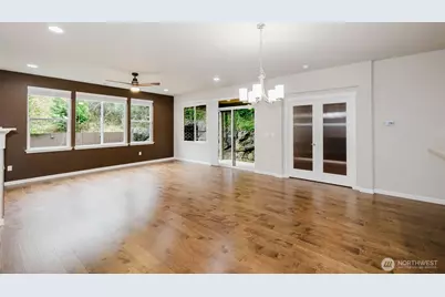 3850 Portside Drive, Bremerton, WA 98312 - Photo 12