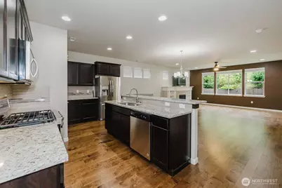 3850 Portside Drive, Bremerton, WA 98312 - Photo 6