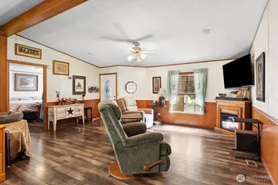 15840 130th Trail SE, Yelm, WA 98597 - Photo 14