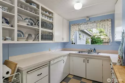 1131 16th Street, Bellingham, WA 98225 - Photo 8