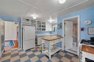 1131 16th St, Bellingham, WA 98225 - Photo 6