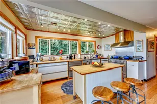 21582 President Point Rd NE, Kingston, WA 98346 - Photo 10