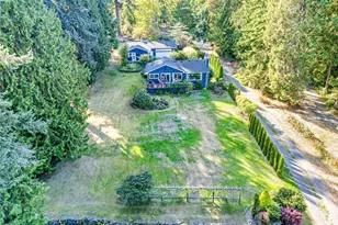 21582 President Point Rd NE, Kingston, WA 98346 - Photo 4