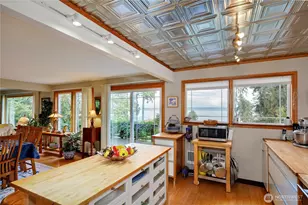 21582 President Point Rd NE, Kingston, WA 98346 - Photo 12