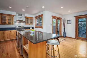 937 N 71st St, Seattle, WA 98103 - Photo 16