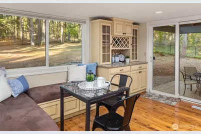 642 213th Place NE, Sammamish, WA 98074 - Photo 22