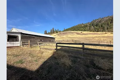 640 Highland Loop Road, Kettle Falls, WA 99141 - Photo 30