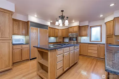 10320 SE 304th Place, Auburn, WA 98092 - Photo 8