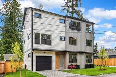 215 NE 123rd Street, Seattle, WA 98125 - Photo 2