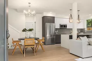 215 NE 123rd St, Seattle, WA 98125 - Photo 4