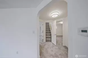 720 7th Ave SW, Puyallup, WA 98371 - Photo 8