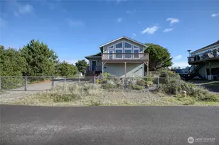 544 Sand Dune Ave SW, Ocean Shores, WA 98569 - Photo 2