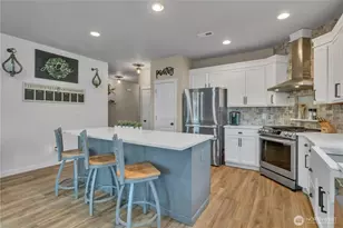 463 Petersen Dr E, Enumclaw, WA 98022 - Photo 10