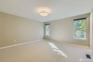 17217 NE 14th St, Bellevue, WA 98008 - Photo 16