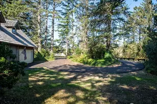633 St Route 101, Chinook, WA 98614 - Photo 36