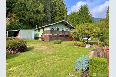 369 Rainbow Drive, Sedro Woolley, WA 98284 - Photo 2