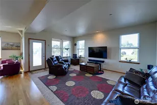 1850 SW Scenic Heights St, Oak Harbor, WA 98277 - Photo 14