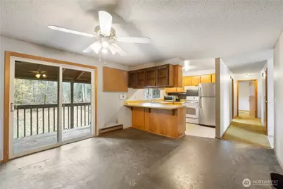 29621 Webster Road E, Graham, WA 98338 - Photo 10