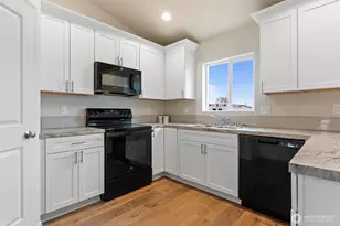 211 Rattray Dr, Mattawa, WA 99349 - Photo 8