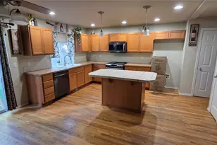 12823 166th St Ct E, Puyallup, WA 98374 - Photo 2