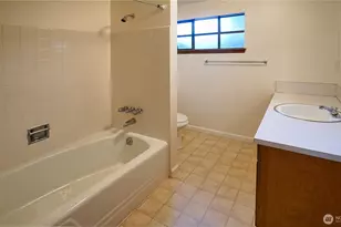 16902 28th Ave SW, Burien, WA 98166 - Photo 26