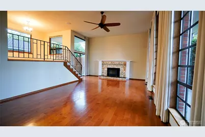 16902 28th Avenue SW, Burien, WA 98166 - Photo 4