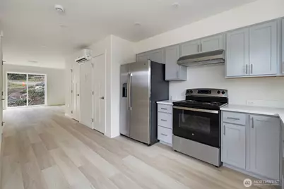 1032 2 Guard Street, Friday Harbor, WA 98250 - Photo 6