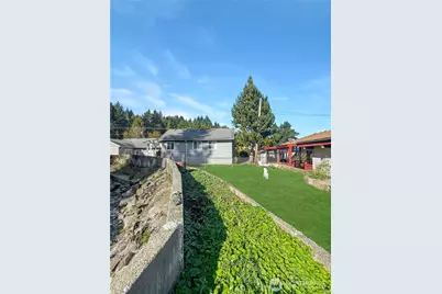 26141 N Hwy 101, Hoodsport, WA 98548 - Photo 34