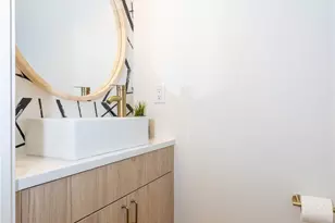 7341 21st Ave NE, Seattle, WA 98115 - Photo 16