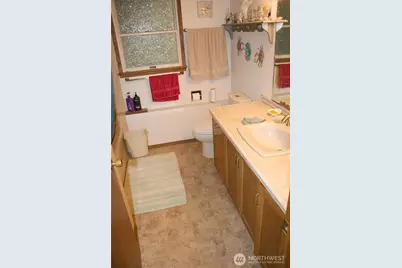 30726 43rd Avenue SW, Federal Way, WA 98023 - Photo 32