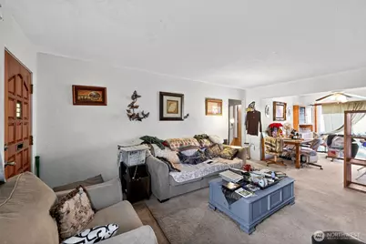 1717 10th Avenue, Longview, WA 98632 - Photo 4