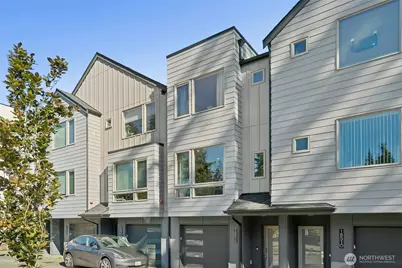 18512 Wallingford Avenue N, Shoreline, WA 98133 - Photo 2