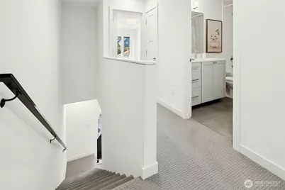 18512 Wallingford Avenue N, Shoreline, WA 98133 - Photo 16