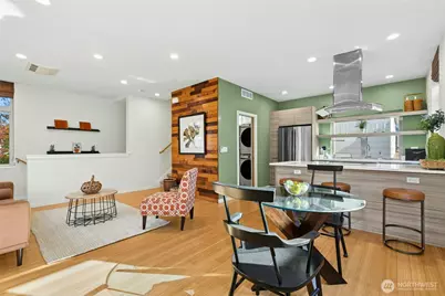 4411 Meridian Avenue N, Seattle, WA 98103 - Photo 8