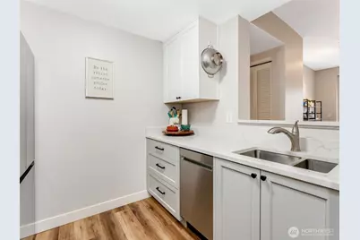 701 Columbia St #414, Vancouver, WA 98660 - Photo 10