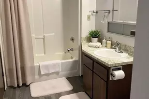 8848 Interlake Ave N, Seattle, WA 98103 - Photo 22