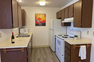 8848 Interlake Ave N, Seattle, WA 98103 - Photo 10